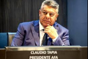 Allanamientos en la financiera ligada a la AFA, y en Banfield, por sospechas de lavado de dinero