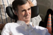 Esteban Bullrich renunció al PRO por la postura partidaria frente a la figura de Manuel Adorni
