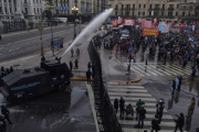 Brutal represión frente al Congreso