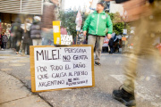 Rosario recibió a Milei con una movilización en repudio a su visita