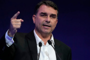 Brasil elegirá en segunda vuelta: Flavio Bolsonaro superó a Lula por dos puntos