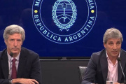Piden la detención de Caputo y Bausili por las operaciones con derivados de oro del BCRA