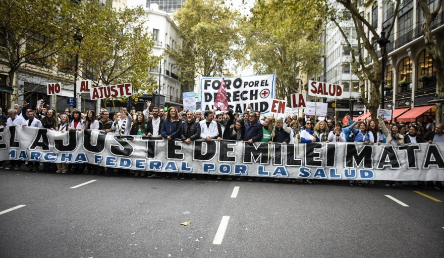 Gran convocatoria en Plaza de Mayo y en todo el país contra el ajuste en salud