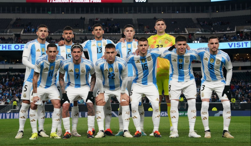 La Selección argentina regresa al país sin Messi